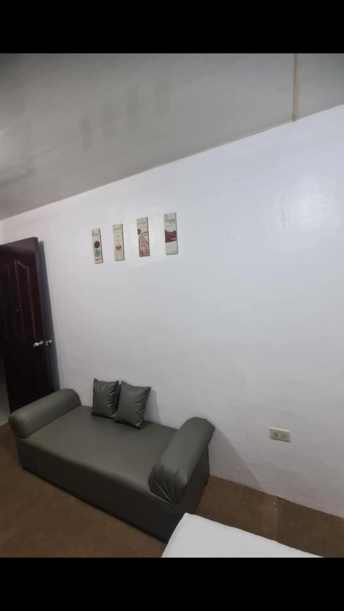 Js Guest House Imus Exterior foto